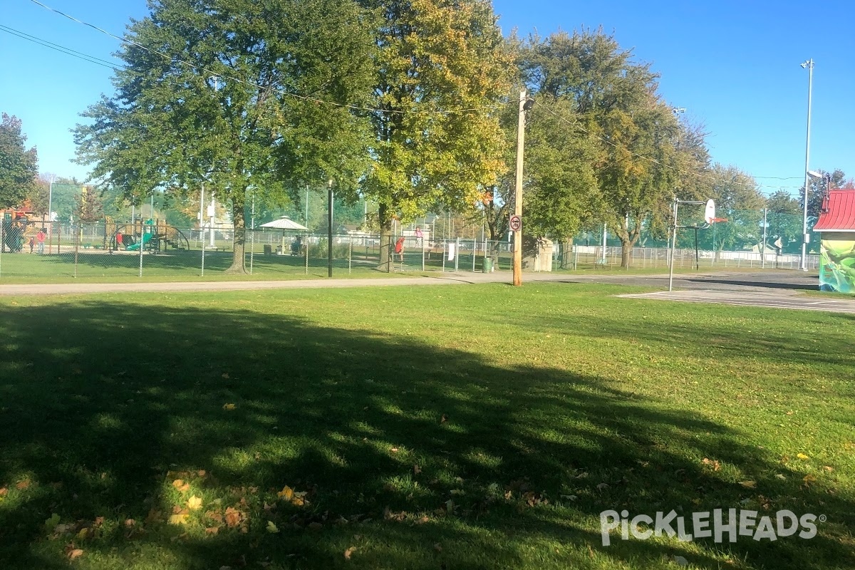 Photo of Pickleball at Immaculée Conception Park